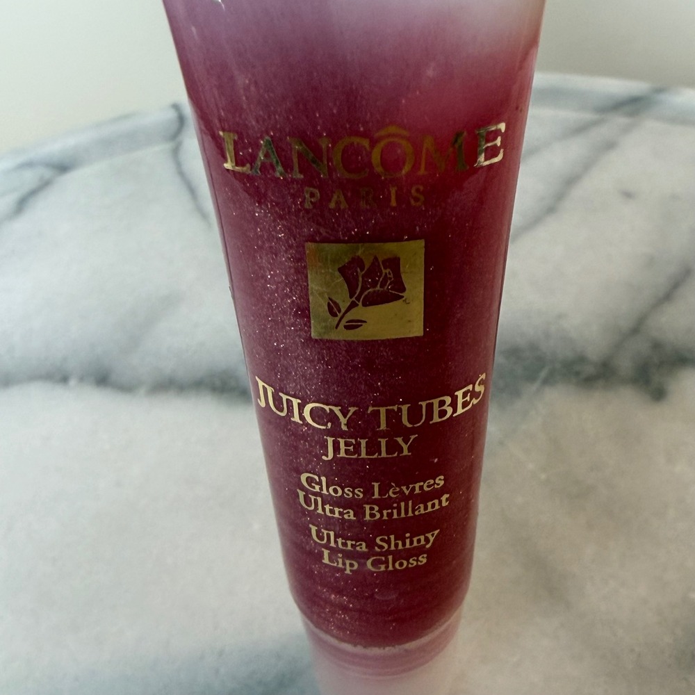 Lancome Juicy Tubes Jelly Ultra Shiny Lip Gloss Magic Spell Berry Shimmer 0.5oz - Picture 2 of 3
